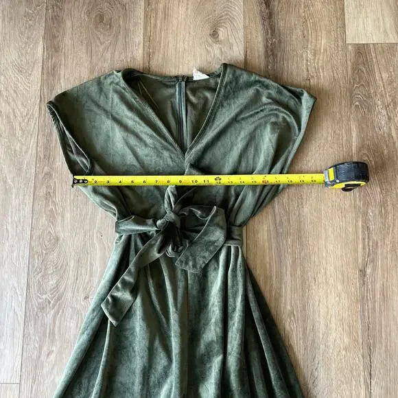 DRA Women's Ciara Jumpsuit Size S In Olive - Picture 6 of 11